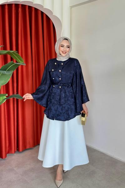 Derya Panço Lacivert