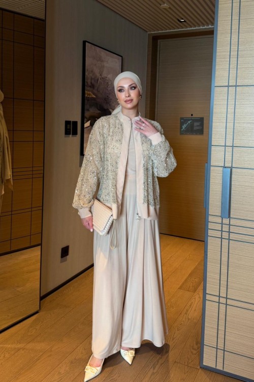 İlkay Ekru Pullu Takım