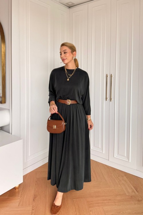 Neşe Etekli Takım Siyah