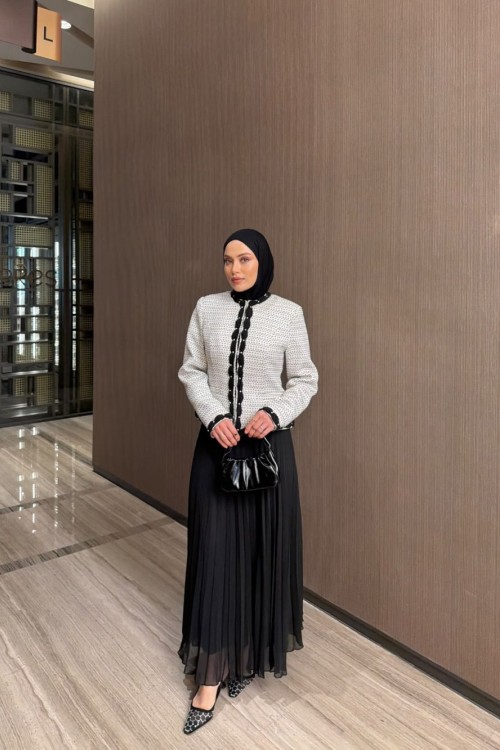 Yakamoz Etekli Takım Siyah