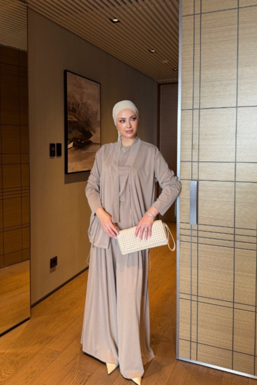 Aliye Üçlü Takım