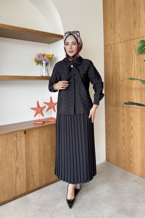 Özge etekli Takım