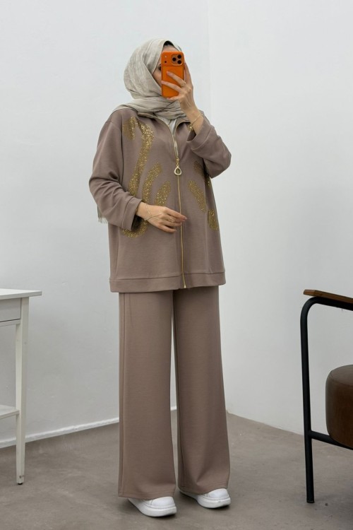 Dina Oysho takım