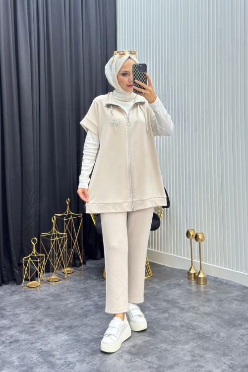 Taş Detay Yelekli Takım Taş Taş