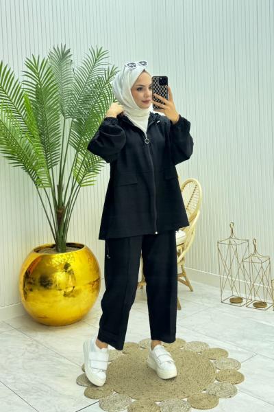 Tuğra Takım  Siyah Siyah