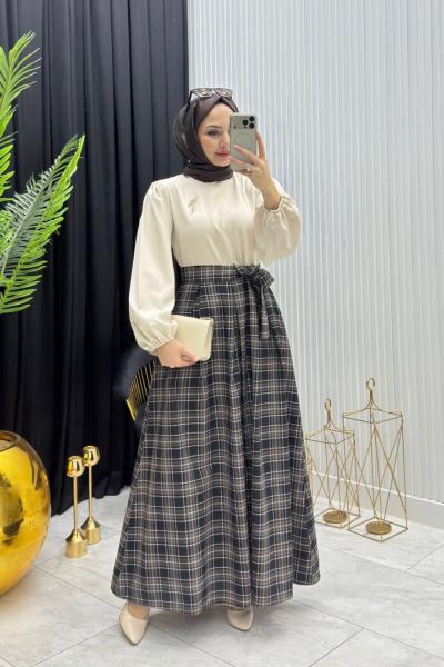 Yade Broş Detaylı Ekose Elbise Krem